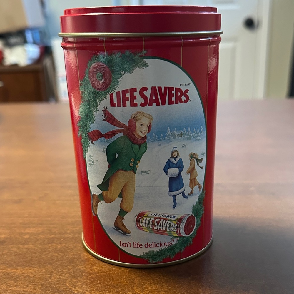 Red Lifesavers Holiday Candy Tin